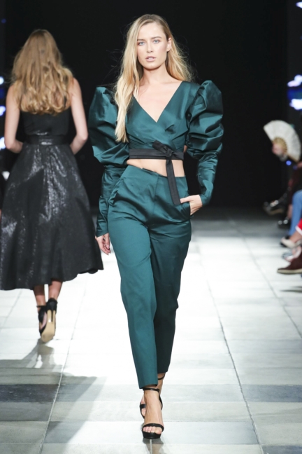 marmar-halim-arab-fashion-week-ss20-dubai-2006