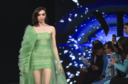 marmar-halim-arab-fashion-week-ss20-dubai-7347