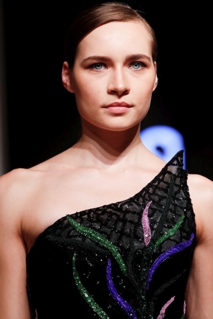 naja-saade-arab-fashion-week-ss20-dubai-5859
