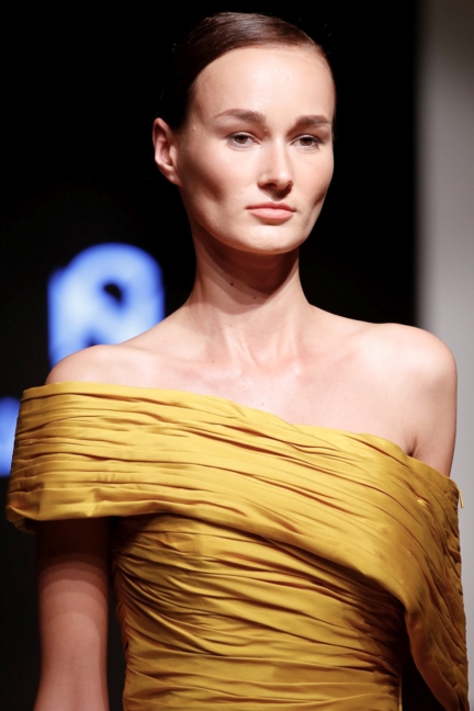 naja-saade-arab-fashion-week-ss20-dubai-5910
