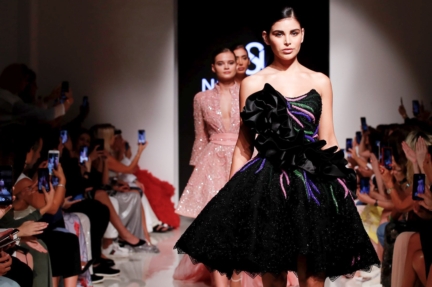 naja-saade-arab-fashion-week-ss20-dubai-6031