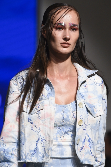 nirmooha-arab-fashion-week-ss20-dubai-2744