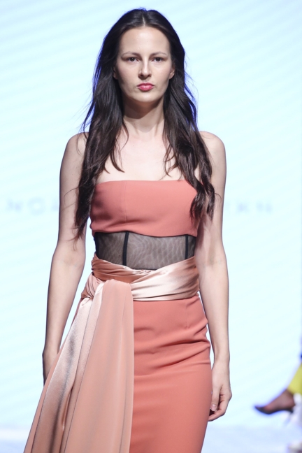 nora-al-shaikh-arab-fashion-week-ss20-dubai-0072