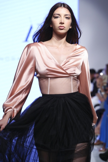 nora-al-shaikh-arab-fashion-week-ss20-dubai-0087