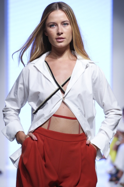 nora-al-shaikh-arab-fashion-week-ss20-dubai-0100