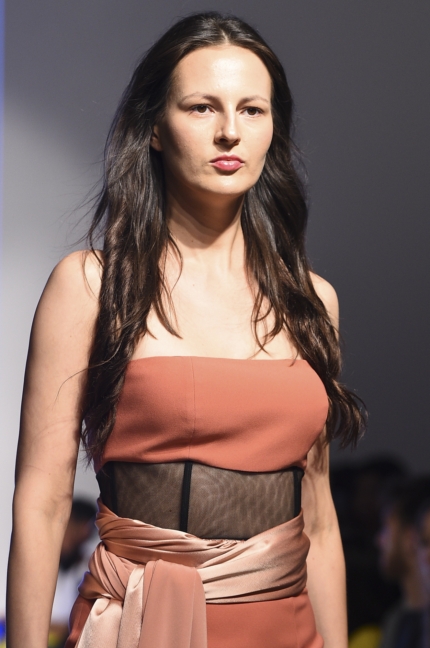 nora-al-shaikh-arab-fashion-week-ss20-dubai-4970