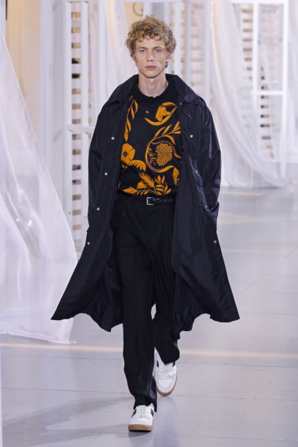 ami-alexandre-mattiussi-paris-mens-ss-17-13