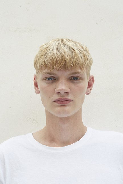 andrea-crews-paris-mens-ss-17-111
