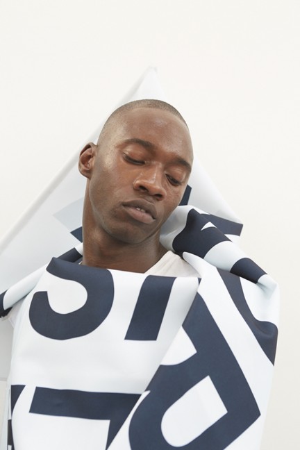andrea-crews-paris-mens-ss-17-46