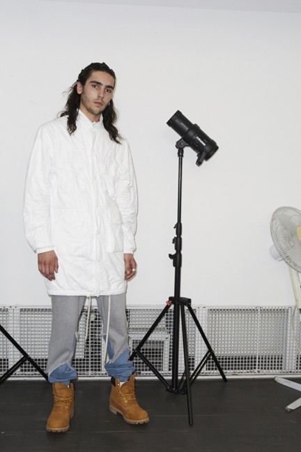 andrea-crews-paris-mens-ss-17-82