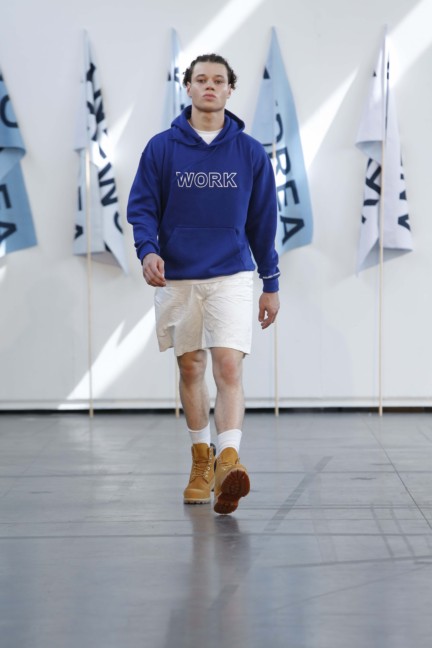 andrea-crews-paris-mens-ss-17-10