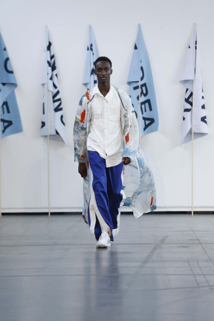 andrea-crews-paris-mens-ss-17-20