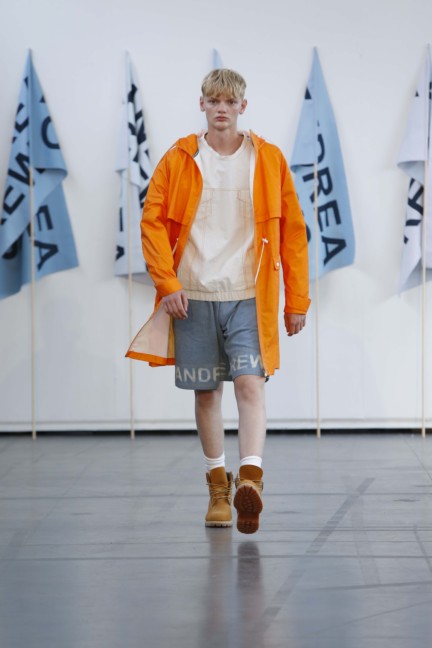 andrea-crews-paris-mens-ss-17-22