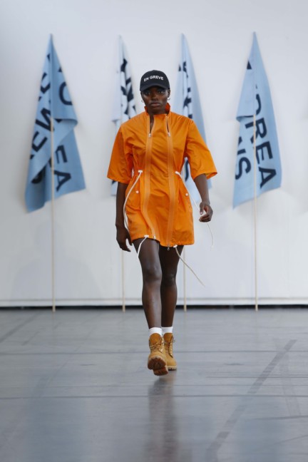andrea-crews-paris-mens-ss-17-23