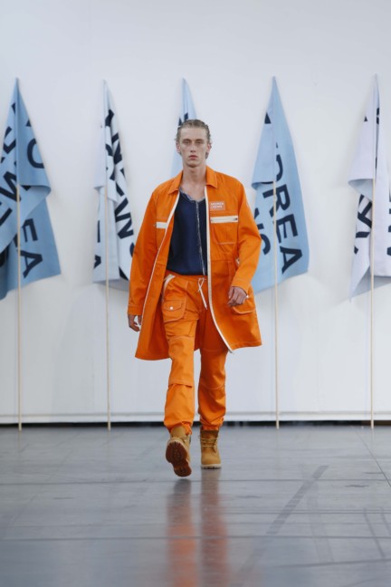 andrea-crews-paris-mens-ss-17-24