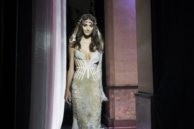 ss16-versacefashiona-019