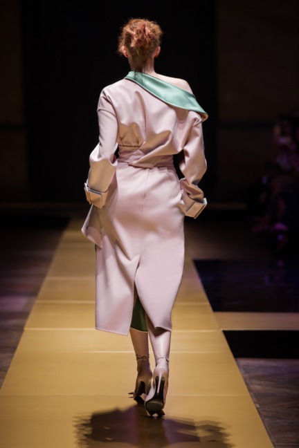 atelier_versace_fall-2016_01r
