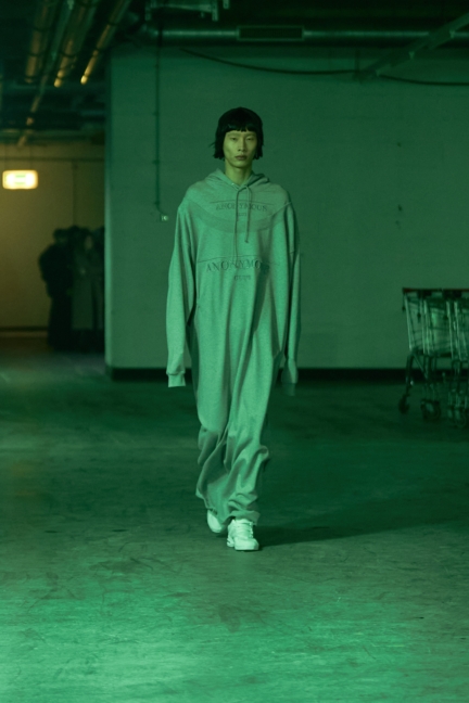 14_anonymousclub_aw24_runway_by_ioannispapadakis