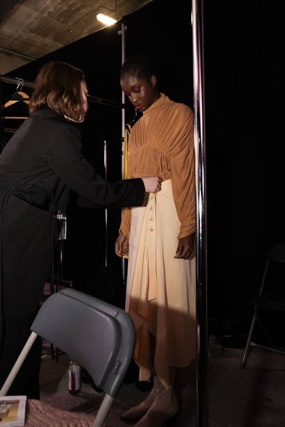 bobkova_aw24_backstage1_by_caroline_kynast_for_bfw_v9a9400
