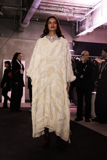 bobkova_aw24_backstage1_by_caroline_kynast_for_bfw_v9a9407