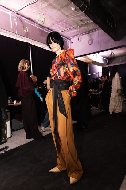 bobkova_aw24_backstage1_by_caroline_kynast_for_bfw_v9a9421