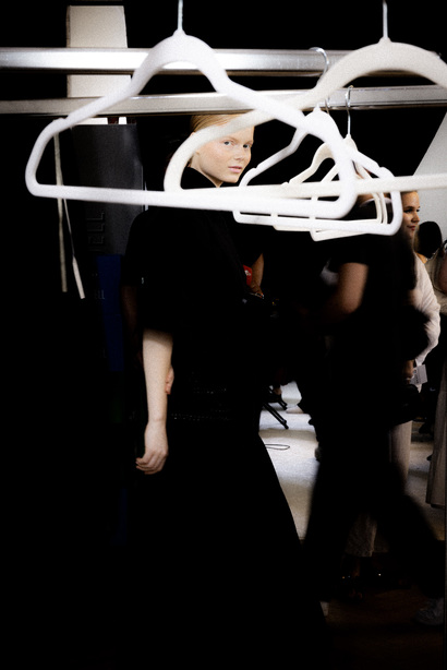 bobkova_ss24_backstage14_by_caroline_kynast_for_bfw