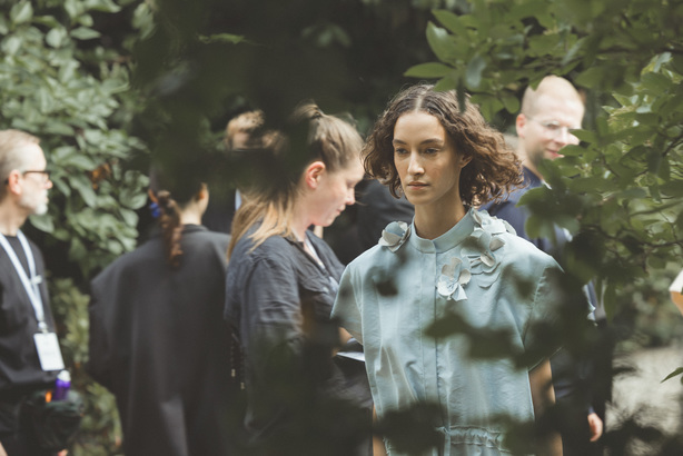 bobkova_ss24_backstage41_by_caroline_kynast_for_bfw