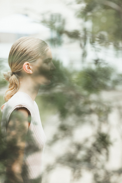 bobkova_ss24_backstage44_by_caroline_kynast_for_bfw