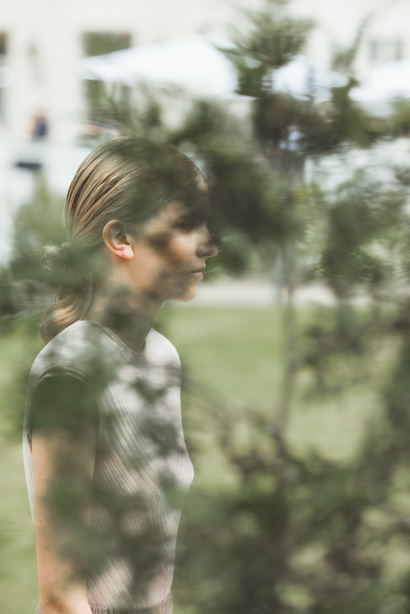 bobkova_ss24_backstage45_by_caroline_kynast_for_bfw