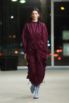 bobkova_aw24_look5_by_boris_marberg_for_bfw