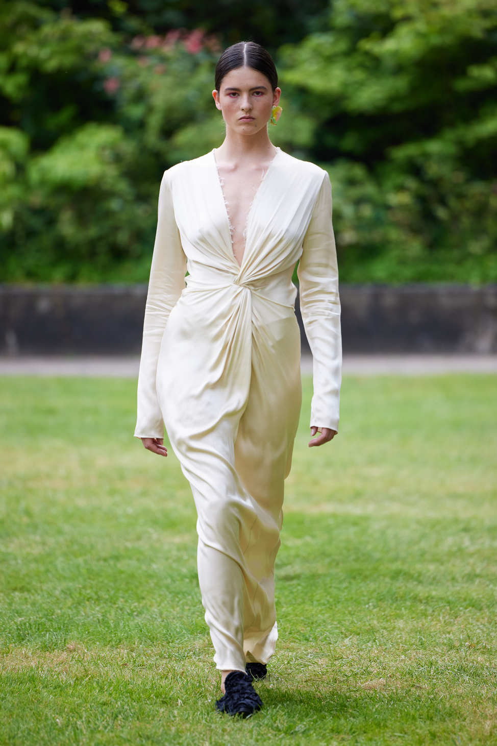 designerbobkova_ss24_look30_by_finnegan_koichi_godenschweger_for_bfw