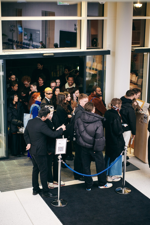 damur_aw24_backstage_by_ben_moenks_for_bfw_0024