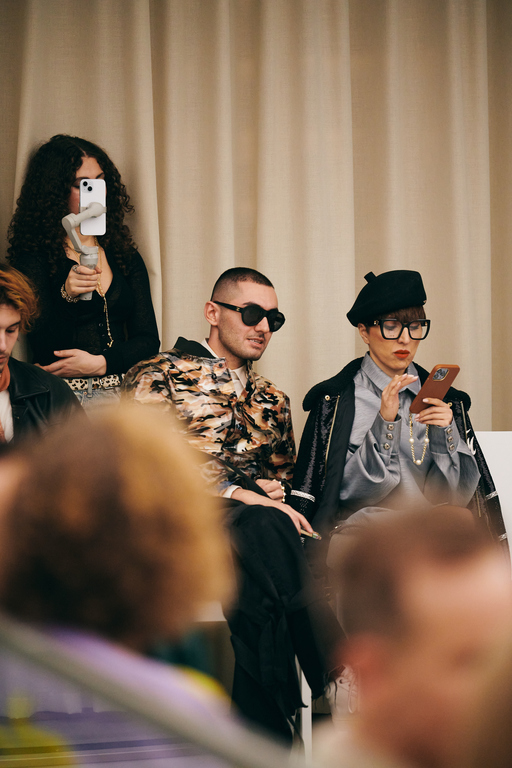 damur_aw24_backstage_by_ben_moenks_for_bfw_0046