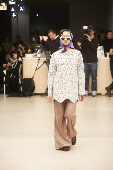 03_damur_aw24_runway_moritz-hilker_credit_moritz_hilker