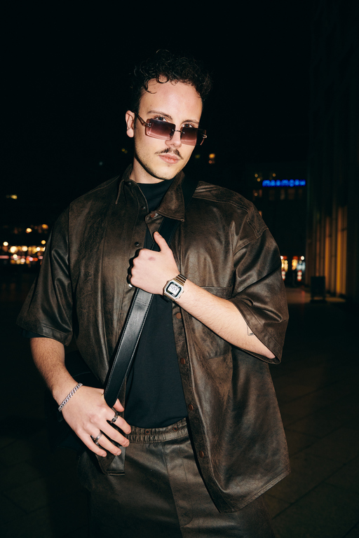 damur_aw24_streetstyle1_florian-baacke_by_ben_moenks_for_bfw_0030