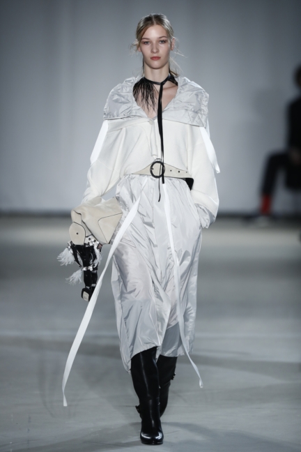 aw-2017_fashion-week-berlin_de_0004_dorothee-schumacher_69496