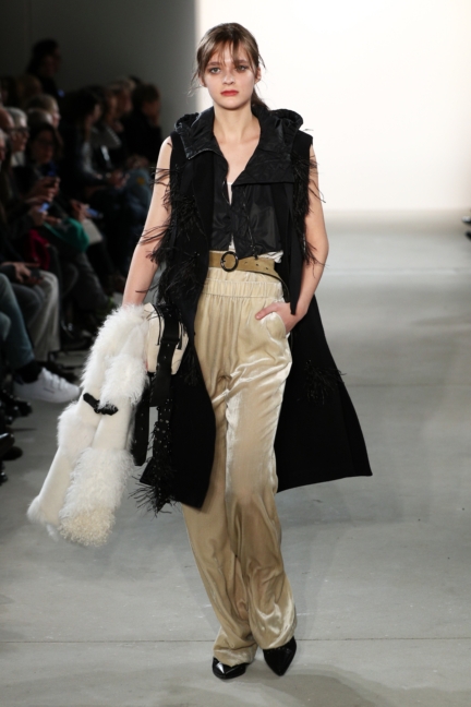 aw-2017_fashion-week-berlin_de_0037_dorothee-schumacher_69463