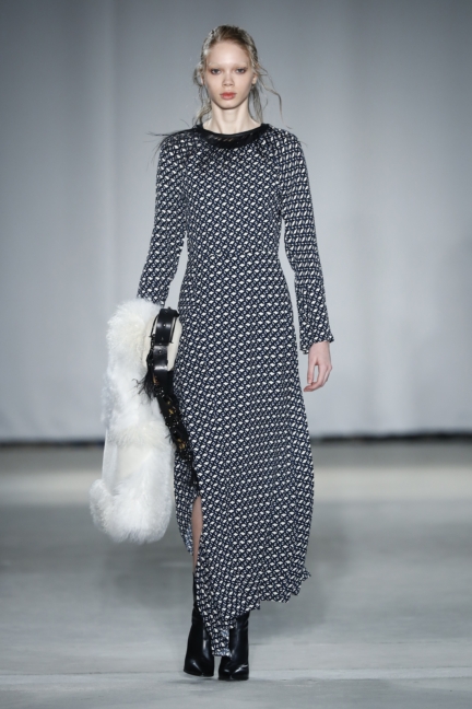 aw-2017_fashion-week-berlin_de_0040_dorothee-schumacher_69460