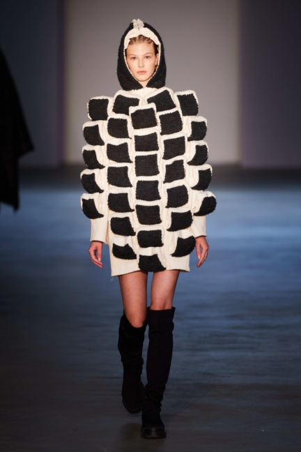 12_fw23_dzhus_look12_highres