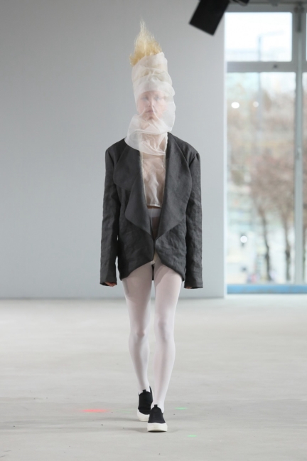 dzhus_aw24_look6_by_boris_marberg_for_bfw