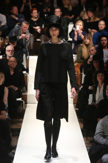 aw-2016_mercedes-benz-fashion-week-berlin_de_0002_esther-perbandt_61255