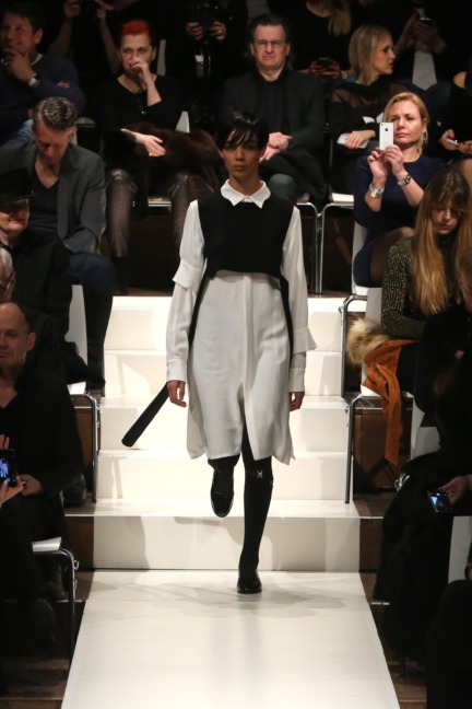 aw-2016_mercedes-benz-fashion-week-berlin_de_0005_esther-perbandt_61252