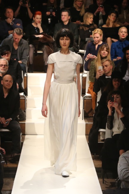 aw-2016_mercedes-benz-fashion-week-berlin_de_0034_esther-perbandt_61223