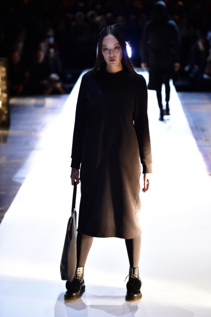 aw-2017_fashion-week-berlin_de_0002_esther-perbandt_69745