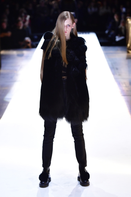 aw-2017_fashion-week-berlin_de_0028_esther-perbandt_69717