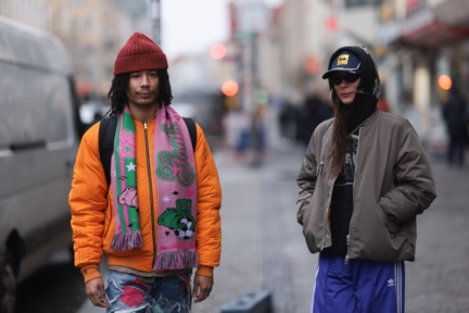 gerritjacob_aw24_streetstyle_claudia_decaro_amp_timothy-from_-o_by_jeremymoeller_for_bfw366a1681