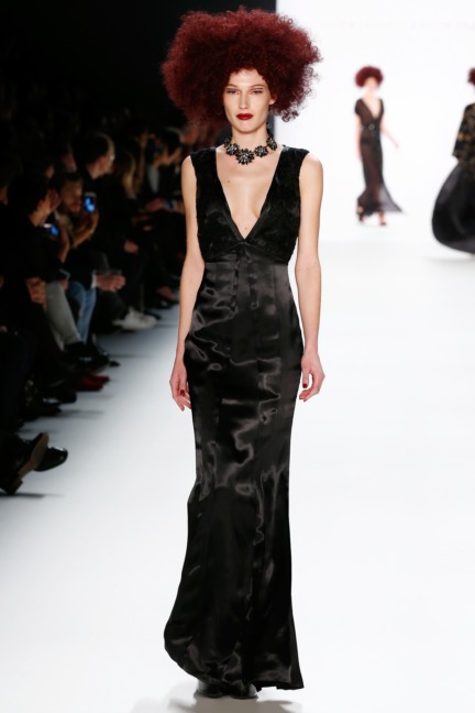 aw-2016_mercedes-benz-fashion-week-berlin_de_0055_guido-maria-kretschmer-berlin_61687