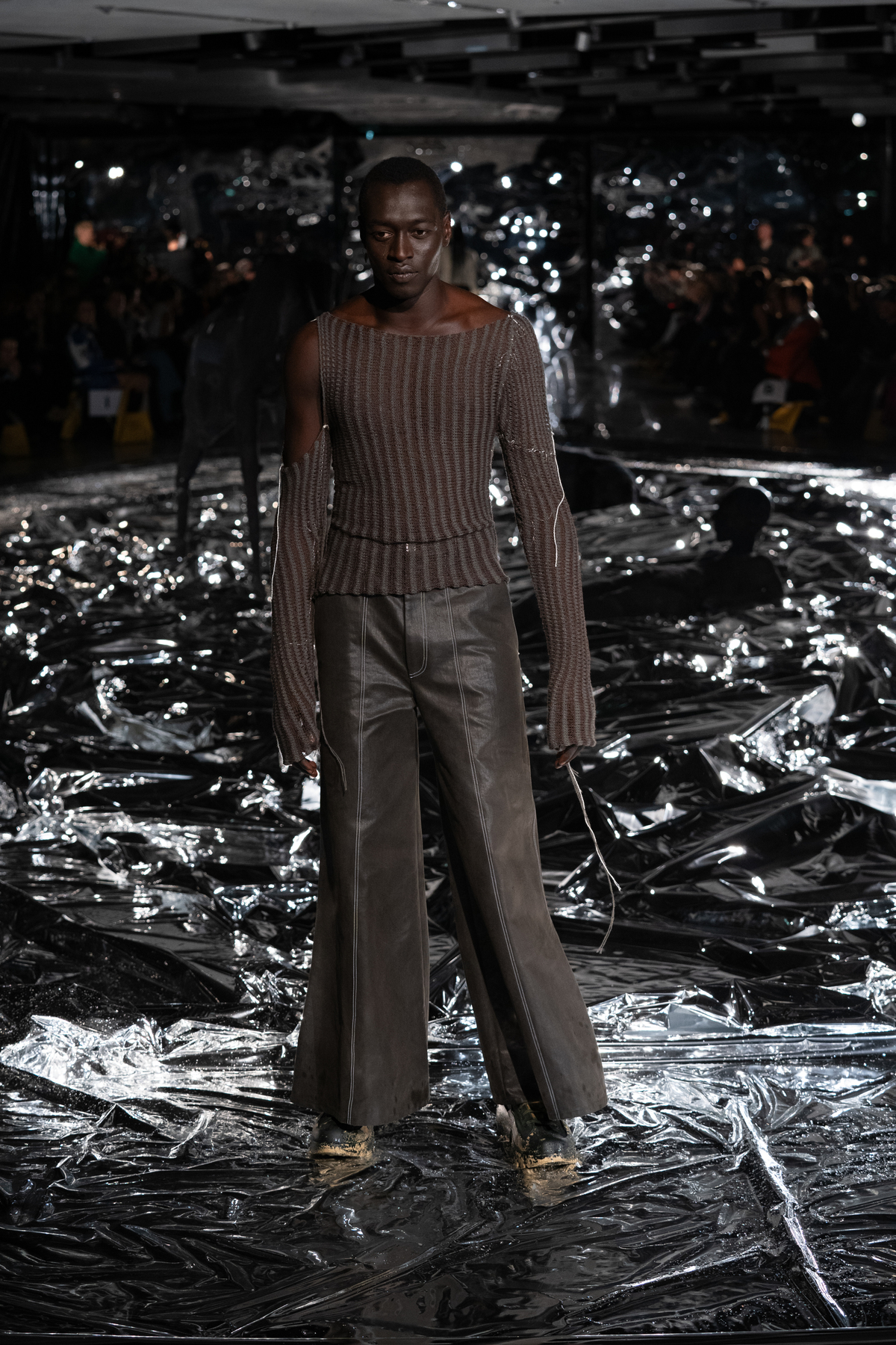 28_haderlump_aw24_runway_by_moritz_hogemann