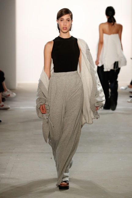 ss-2018_fashion-week-berlin_de_0014_ioana-ciolacu_71845