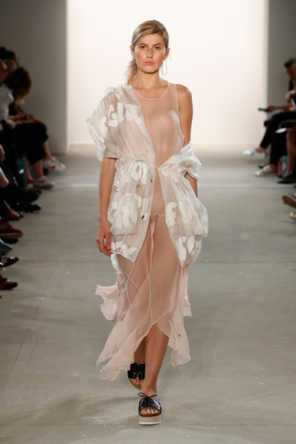 ss-2018_fashion-week-berlin_de_0018_ioana-ciolacu_71841
